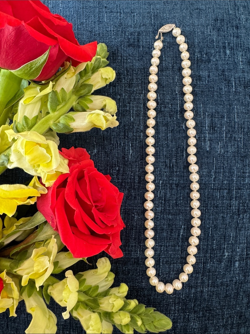 Classic Freshwater Pearl Strand Necklace - Ivory Pearls